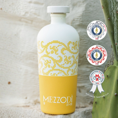 copy of MEZZODÌ LU SOLE – 100% Italiaanse Extra Vierge Olijfolie – Single Origin Coratina – Keramische Schenkfles 500ml